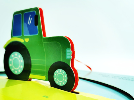 Dzień na farmie. Akademia Mądrego Dziecka. Czytaj i baw się